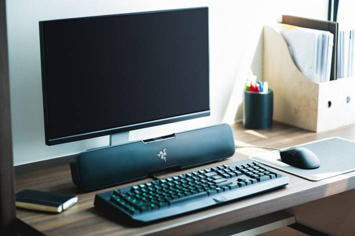 Razer presenta el altavoz soundbar Leviathan para disfrutar del mejor sonido en juegos, películas o música wireless streaming
