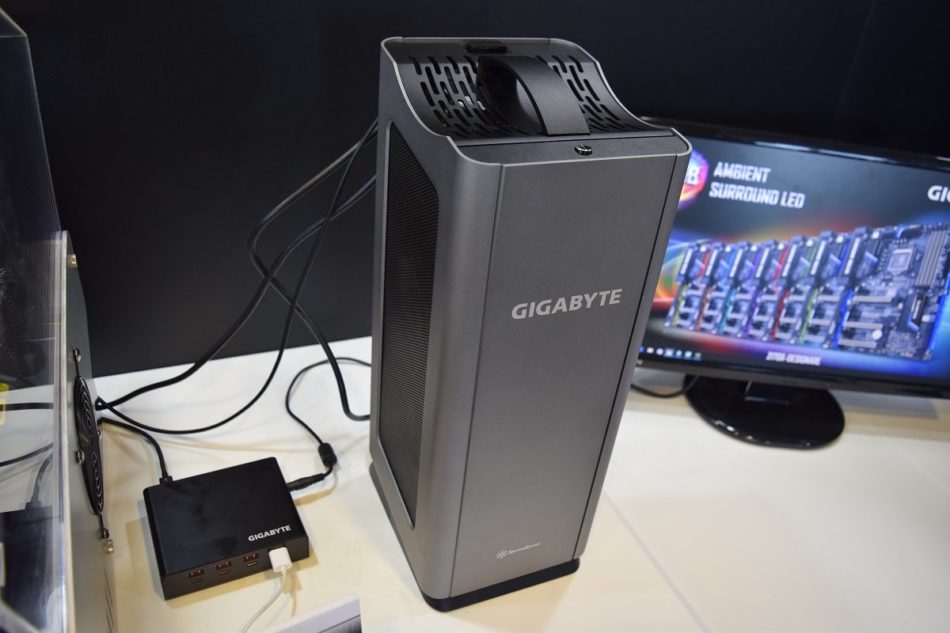 Computex 2016: Gigabyte muestra su dock de GPUs para portatiles