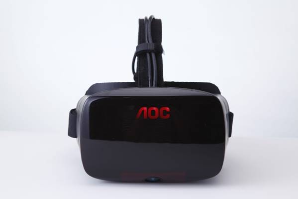 AOC revela su primer casco de realidad virtual